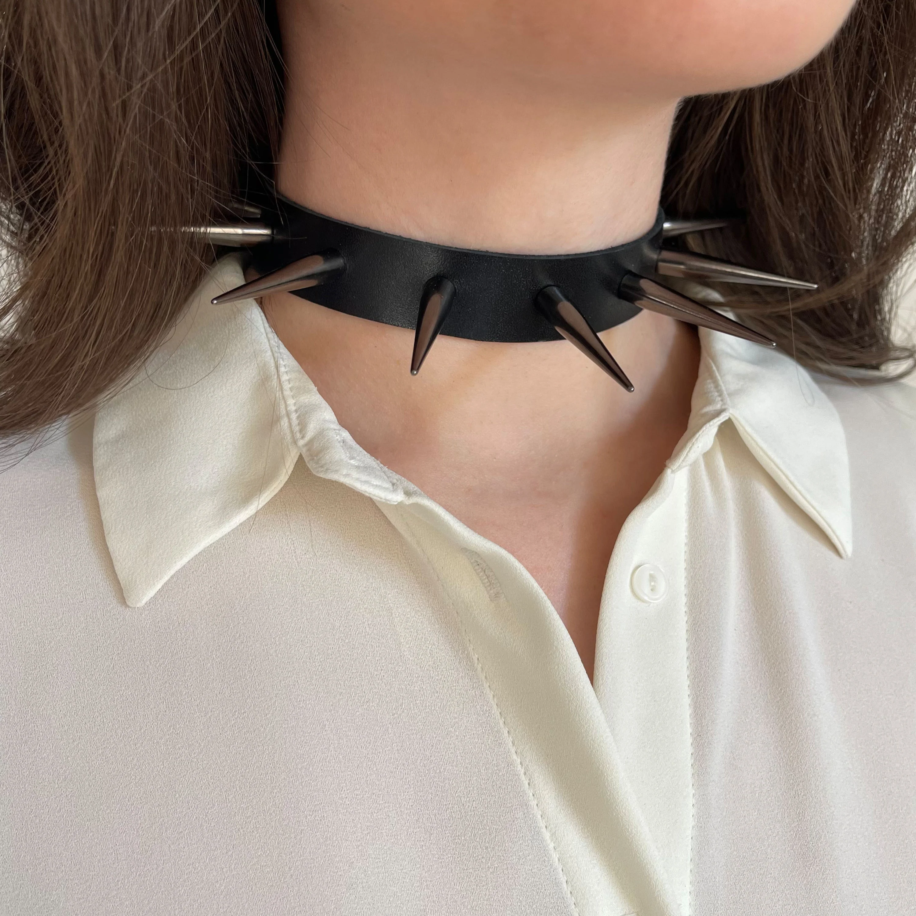 Leather Spiked Collar with Long Cone Spikes - Image 6