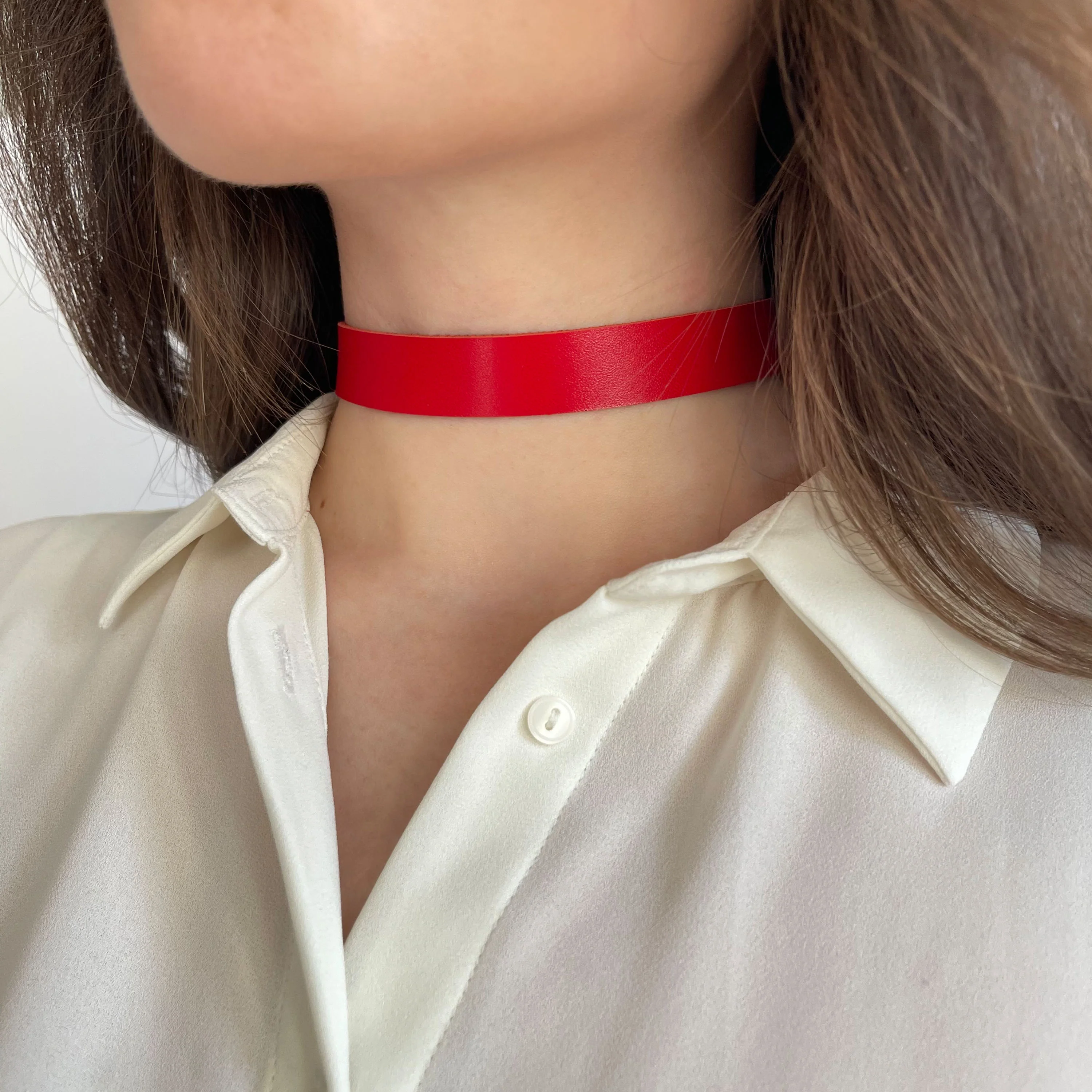 Minimalist Leather Choker with Buckle – Marsala - Image 4
